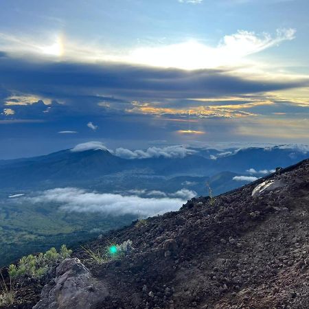 森纳儒 Rinjani Trekking Official酒店 外观 照片